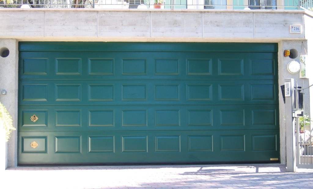 Portone_Sezionale_Breda_ATHES_verde_01-1024x768